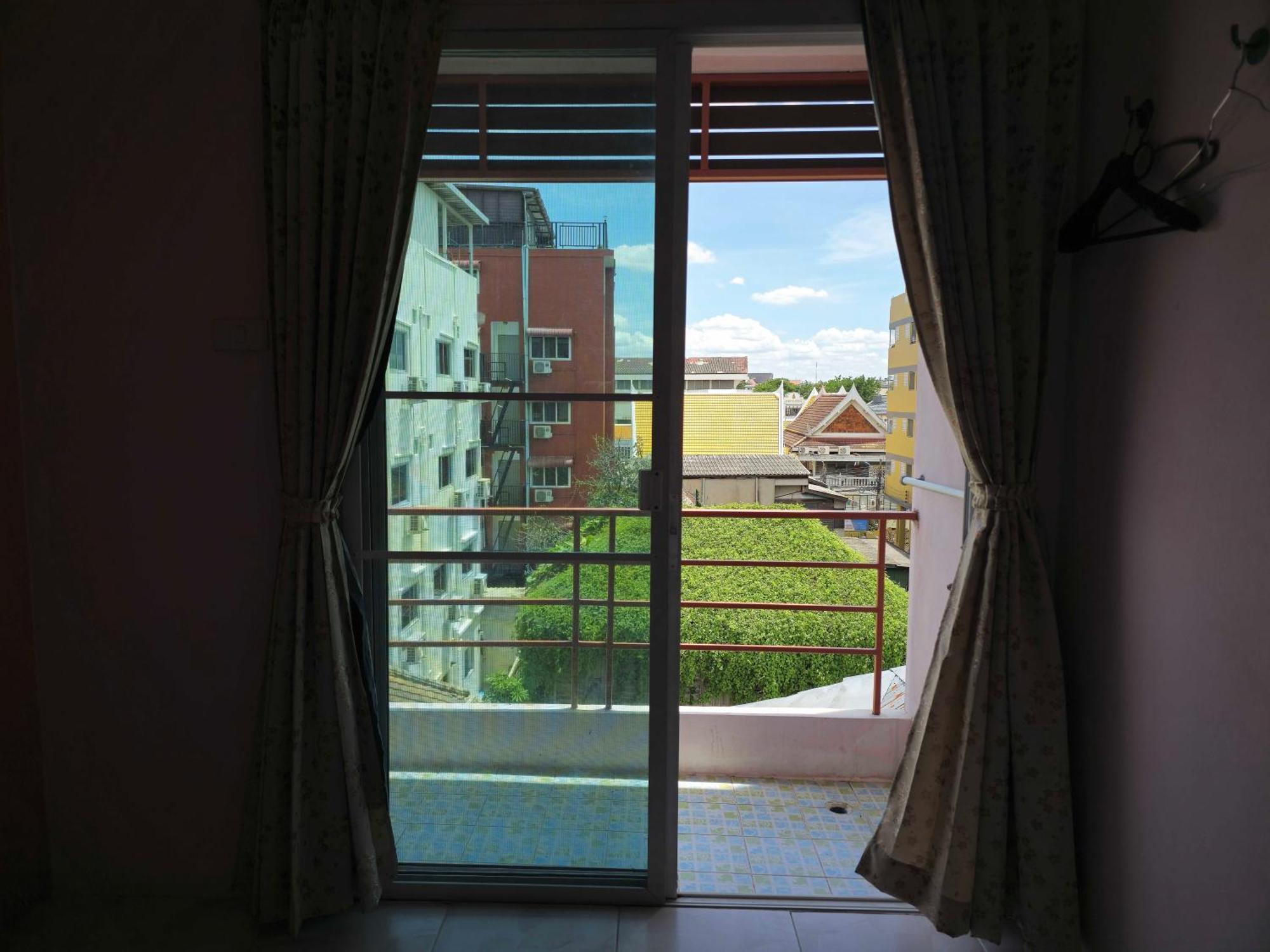 Bonita House Otel Bangkok Dış mekan fotoğraf